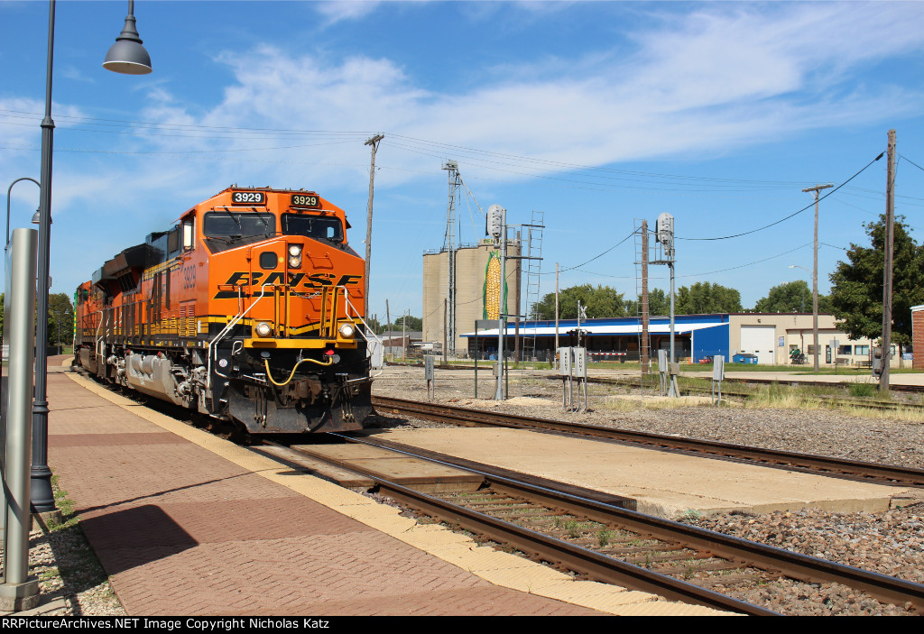 BNSF 3929